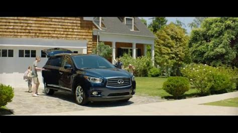 Infiniti QX60 TV Spot, 'Vacation' Featuring Christie Brinkley