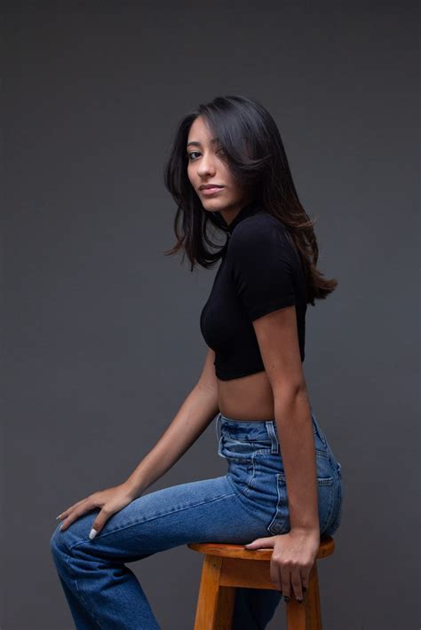 Isabella Flores photo