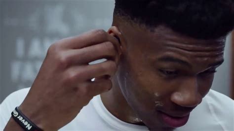 JBL True Wireless TV Spot, 'Grinding All Day' Featuring Giannis Antetokounmpo, Song by Swoope