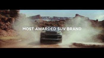 Jeep 4x4 Season TV Spot, 'Adventure Begins' [T2] created for Jeep