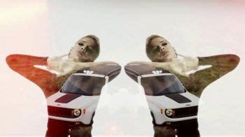 Jeep Renegade TV Spot, 'Release Your Renegade' Feat. Halsey, Chloe Nixon [T1]
