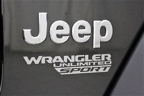 Jeep Wrangler Unlimited logo