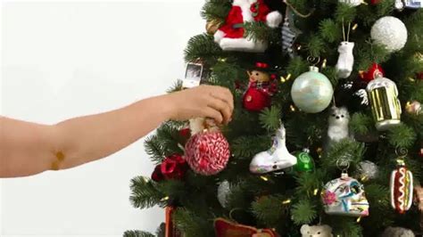 Jo-Ann Black Friday Doorbusters TV Spot, 'Ornaments and Holiday Bushes'