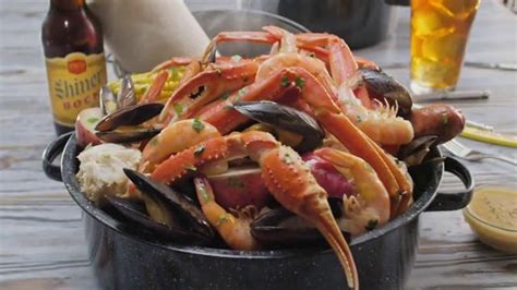 Joe's Crab Shack Texas Steampot TV Spot, 'Crabs: For Pots Not Pets' featuring Diego Gomez