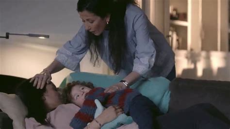 Johnson's Baby TV Spot, 'La suavidad lo es todo'