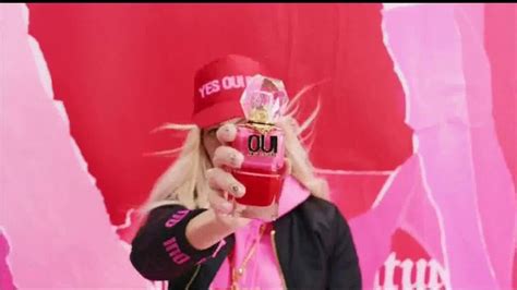 Juicy Couture Oui TV commercial - El poder de Oui