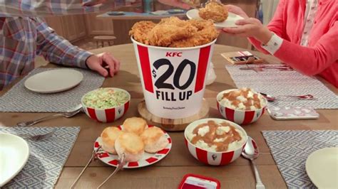 KFC $20 Fill Up TV Spot, 'Full Attention'