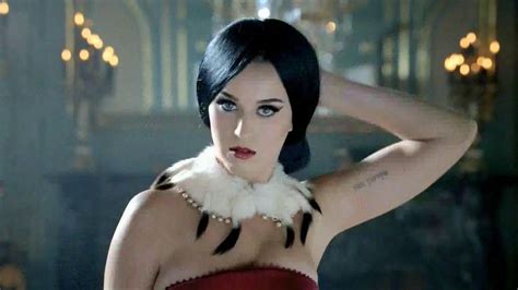 Katy Perry Killer Queen TV Spot, 'Own the Throne'