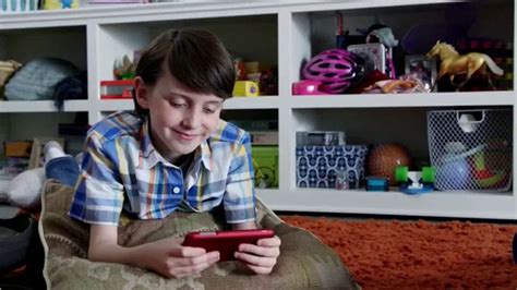 Kid Cuisine Web-Slinging Popcorn Chicken TV Spot, 'Hang With Spidey'' featuring Hunter Ives
