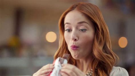 Kinder Bueno TV Spot, 'Wait For it' created for Kinder