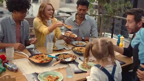 Knorr One Skillet Meals TV commercial - Descubre