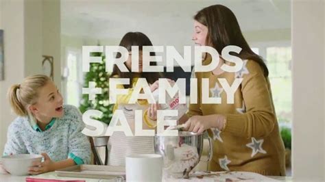 Kohl's Friends + Family Sale TV Spot, 'Family Jammies, Sweaters and Kitchen Electrics'