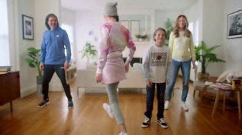 Kohl's TV Spot, 'Cool, Comfortable Styles' Song by Oh, Hush! created for Kohl's