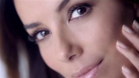 L'Oreal Paris Revitalift Miracle Blur TV Spot, 'You Won't Believe Your Eyes' Featuring Eva Longoria