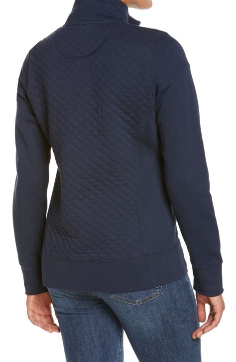 L.L. Bean Quilted Sweatshirt logo