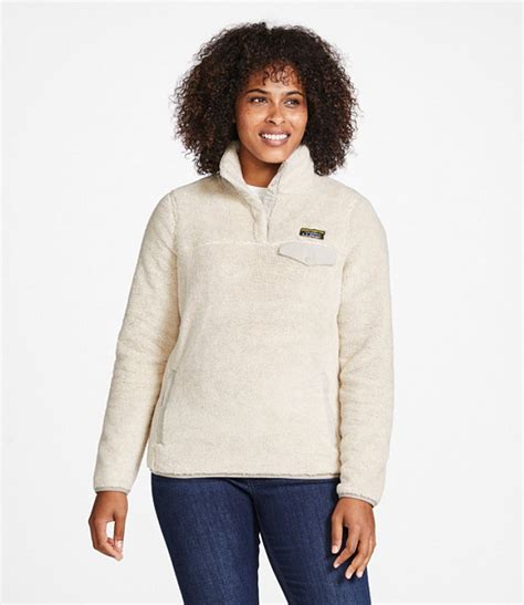 L.L. Bean Sweater Fleece Pullover logo