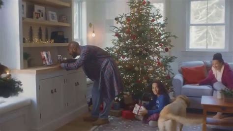 L.L. Bean TV Spot, 'Holidays: Comfortable: 15 Off' Song by Fleetwood Mac created for L.L. Bean