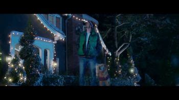 L.L. Bean TV Spot, 'William: A Real Holiday Story' Song by Fleet Foxes featuring Carson Beck