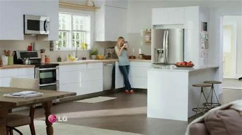 LG Appliances TV Spot, 'Mom Confessions: So Clean' featuring Leslie Mann