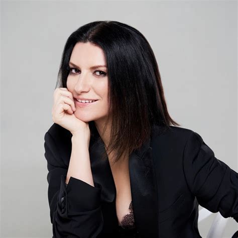 Laura Pausini photo