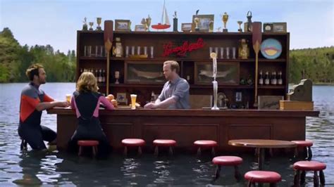Leinenkugel's Grapefruit Shandy TV Spot, 'Lake Bar' featuring B. J. White