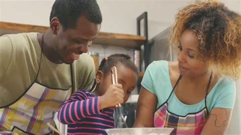 Lightlife TV Spot, 'Modern Family Meal'