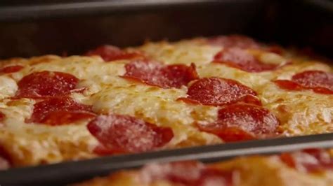 Little Caesars Pizza Hot-N-Ready Lunch Combo TV commercial - Busy People