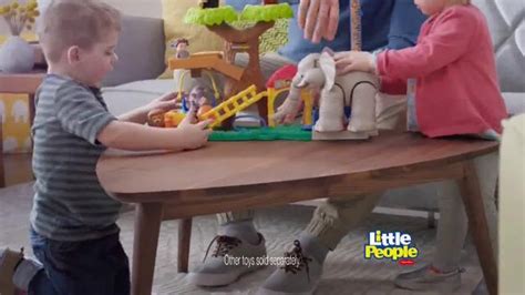 Little People Big Animal Zoo TV Spot, 'Wild About Animals'