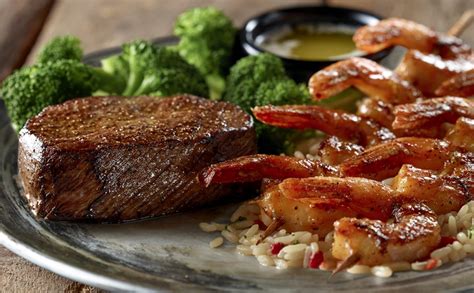Longhorn Steakhouse Center Cut Sirloin & Bacon Wrapped Shrimp logo