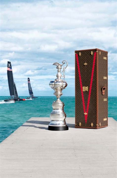 Louis Vuitton 2016 America's Cup TV Spot, 'Chicago' created for Louis Vuitton