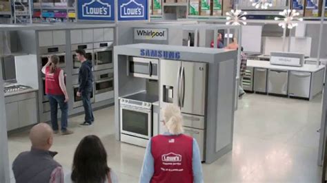Lowe's Black Friday Deals TV Spot, 'Do Hosting Right' created for Lowe's
