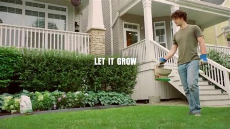 Lowes TV commercial - Bills Family