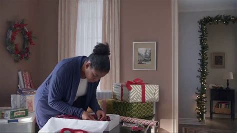 Lowes TV commercial - The Moment: Gift Giver