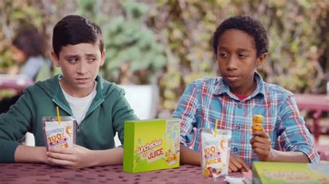 Lunchables With 100 Juice TV Spot, 'Mixed Up: Oil Change' featuring Drew Johnson