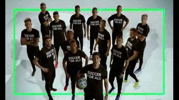 MLS Works TV Spot, 'Sin importar de donde vienes' con Jonathan Dos Santos, Carlos Vela