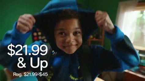 Macy's TV Spot, 'Clearance: 40-60 Off + Extra 20 Off'