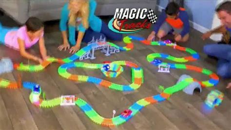 Magic Tracks TV Spot, 'Vías que iluminan'