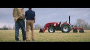Mahindra TV Spot, 'Feed Bags Don't Haul Themselves'