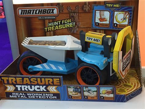 Matchbox Treasure Truck TV Spot, 'Save Everybody's Day'