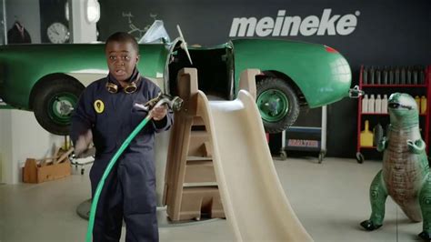 Meineke Oil Change TV Spot, 'Waterslide' Featuring Robby Novak