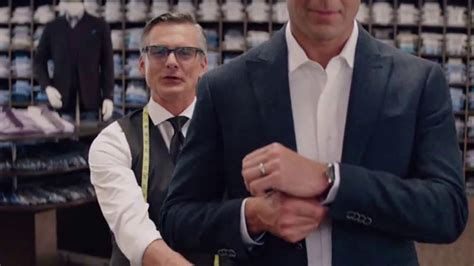 Men's Wearhouse Labor Day Sale TV Spot, 'Dinnertime' featuring Ying Fu