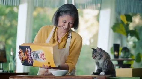 Meow Mix Bistro Recipes TV Spot, 'Shoes' created for Meow Mix