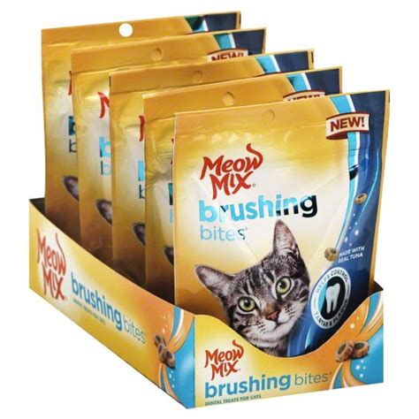 Meow Mix Brushing Bites Dental Treats Made with Real Tuna logo