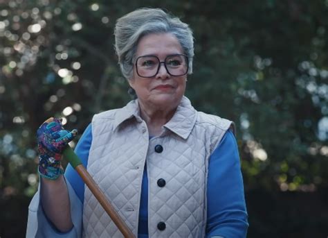 Merge Mansion TV Spot, 'Your Not My Grandma' Featuring Kathy Bates featuring Grace Rex
