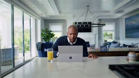 Microsoft Teams TV commercial - Bow Tie