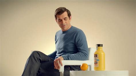 Minute Maid TV Commercial 'Look Better Naked' Feat. Ty Burrell