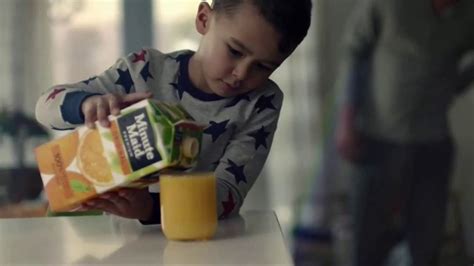 Minute Maid TV Spot, 'Sharing' featuring Jack Stanton
