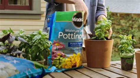 Miracle-Gro Potting MixTV commercial - How to Grow: Delicious Herbs