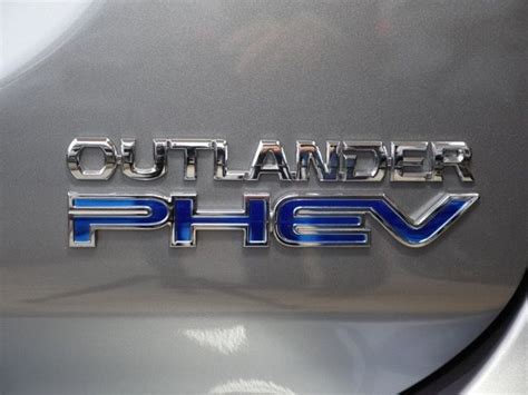 Mitsubishi Outlander PHEV logo