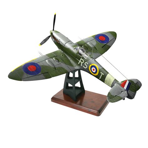 Model Space Spitfire TV Spot, 'Build from the Scale Model Kit'